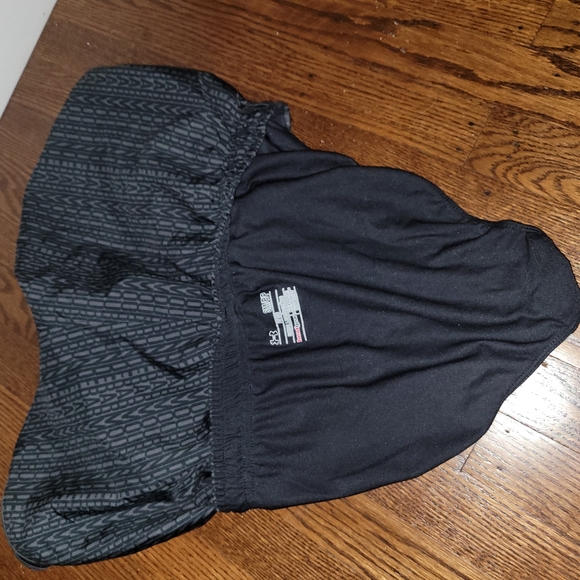 Under Armour Running shorts - Picture 4 of 8